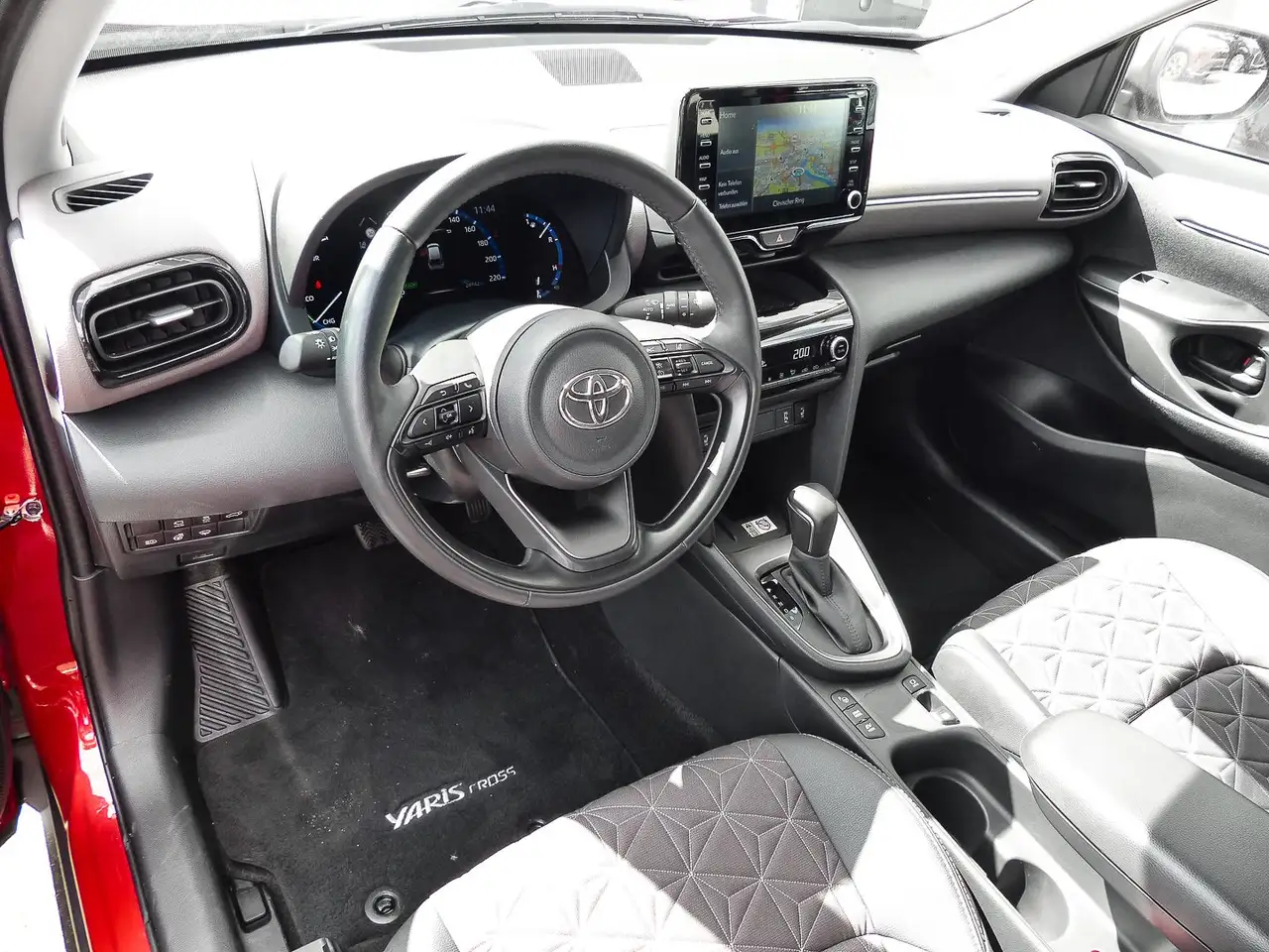 Toyota Yaris Cross 360°, El. Heckkl., Allwetter, миниатюра 6