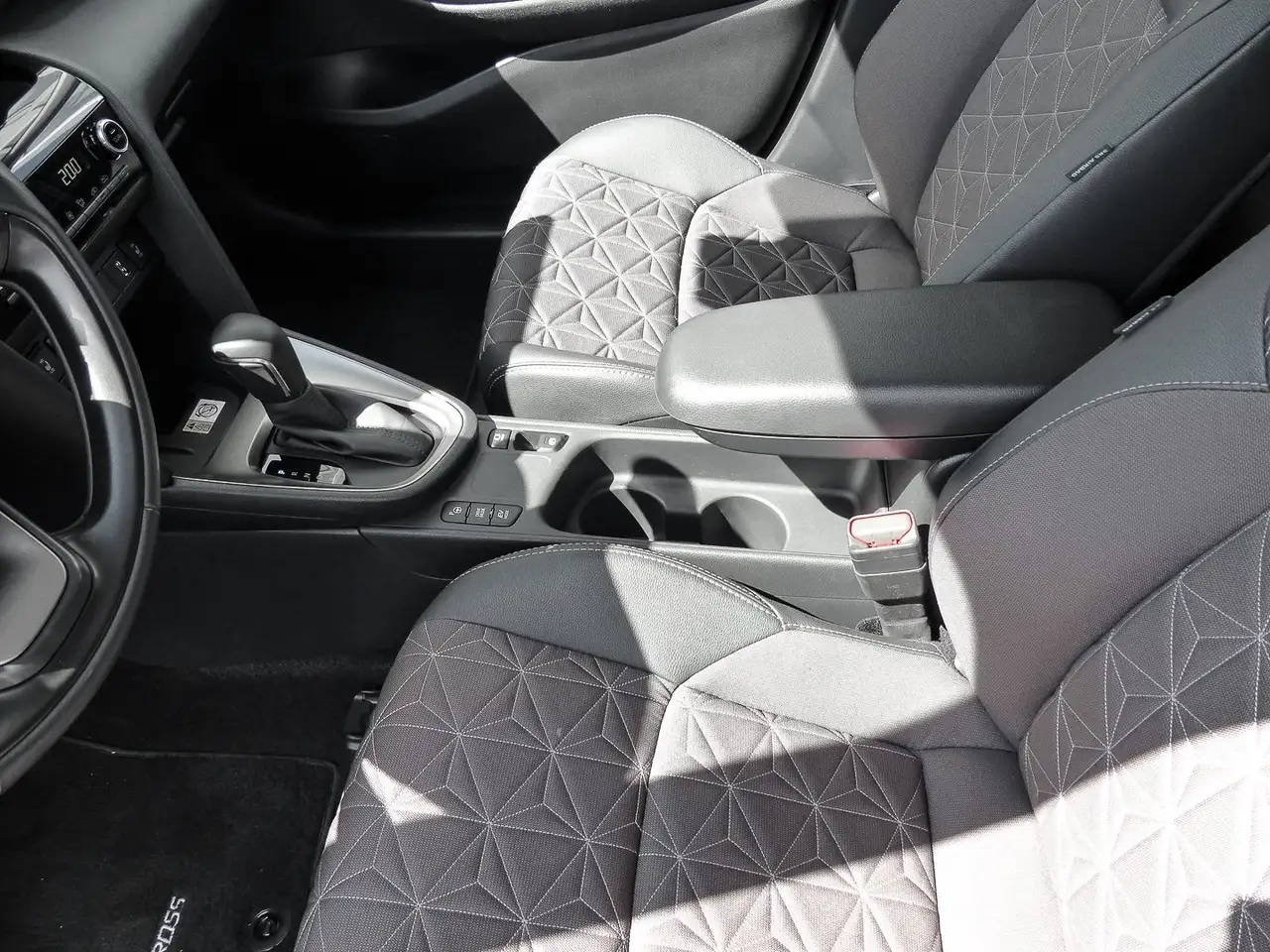 Toyota Yaris Cross 360°, El. Heckkl., Allwetter, миниатюра 13