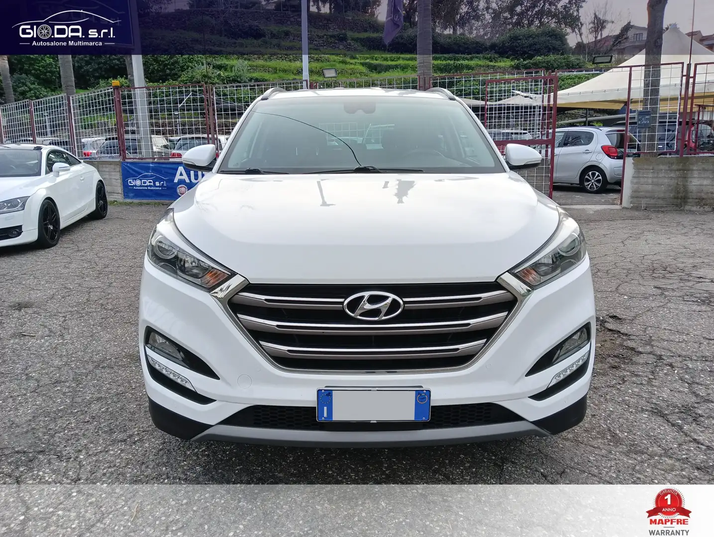 Hyundai TUCSON 1.7 CRDi XPossible Bianco - 2