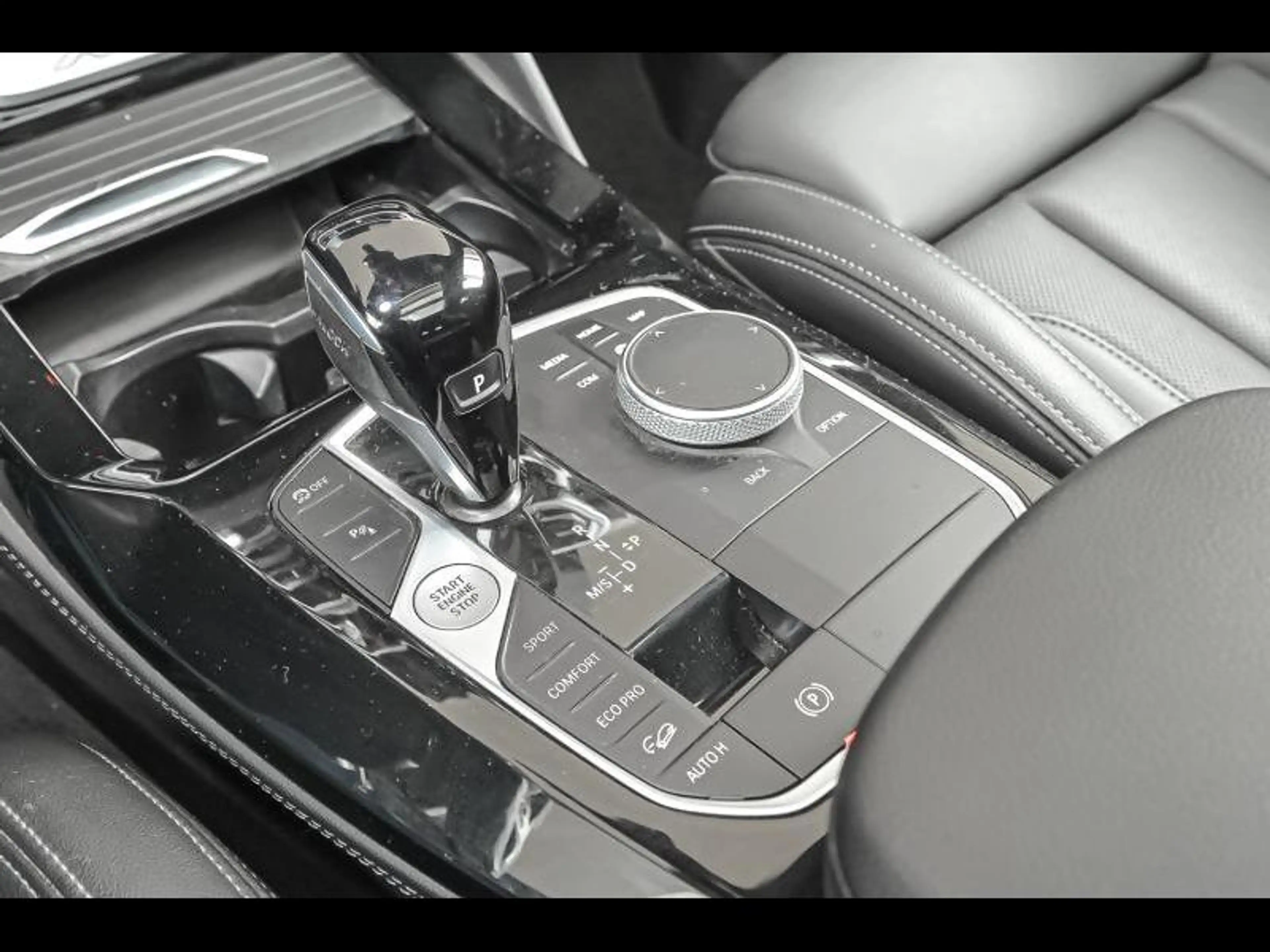BMW X4 xDrive20i M Sportpakket — photo 11