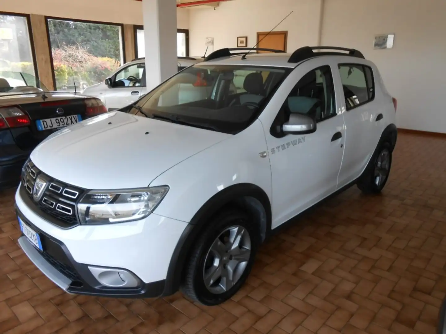 Dacia Sandero Stepway 0.9 TCe 90 CV S&S Comfort Bianco - 1
