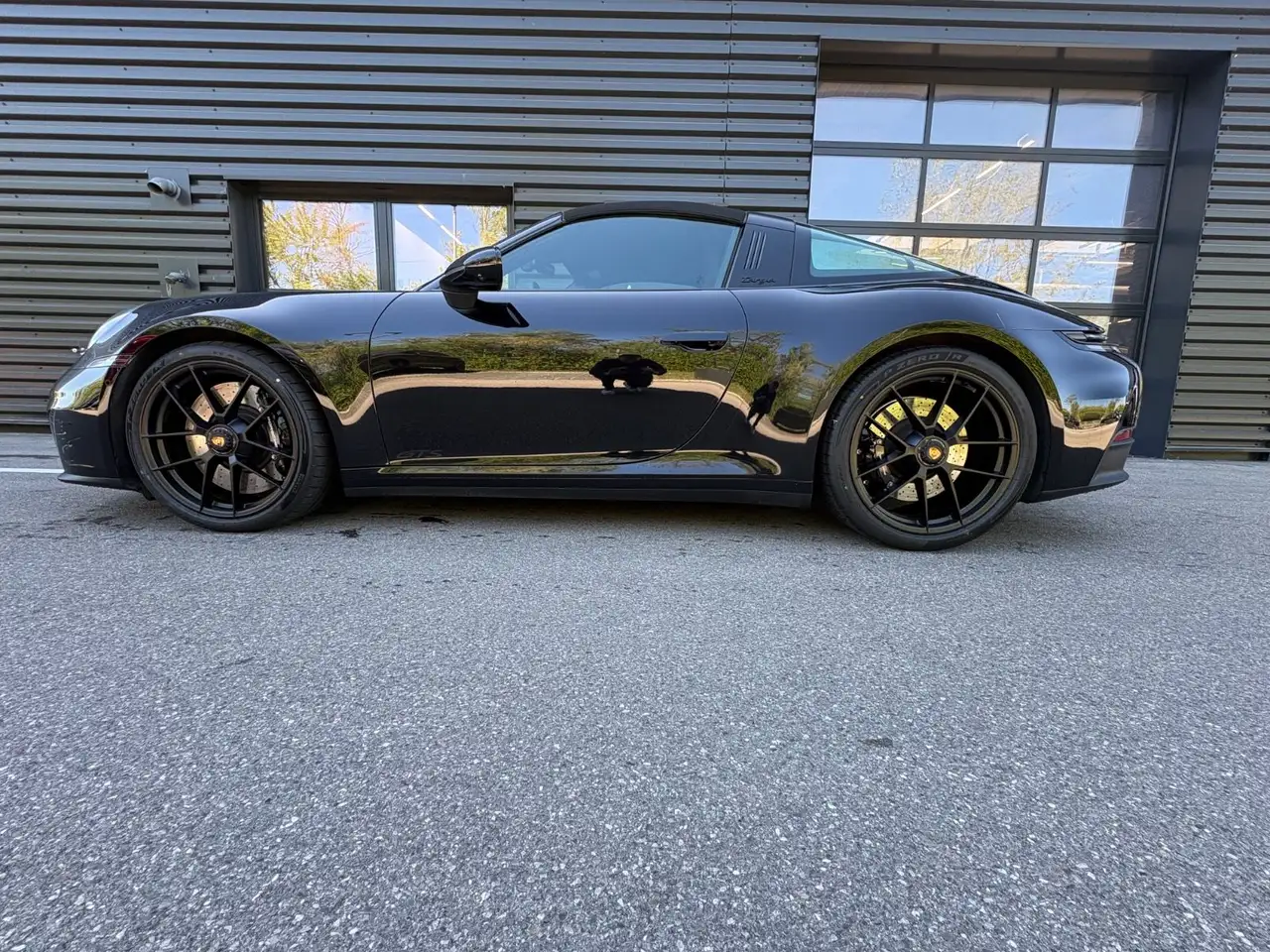 Porsche 992 911 -992 Targa 4 GTS T-Hybrid-NP : 215.000 € 5