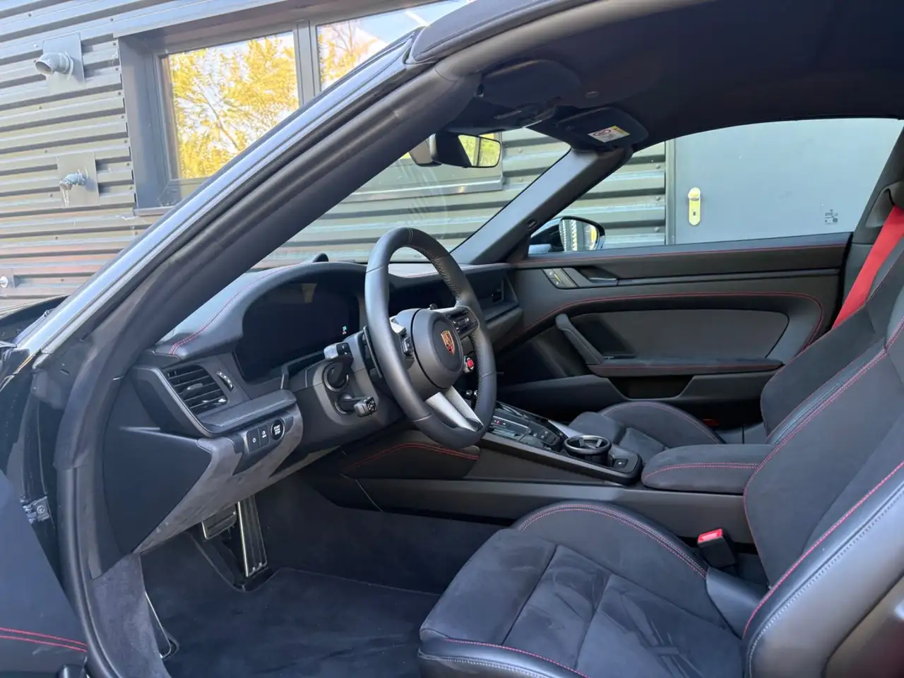 Porsche 992 911 -992 Targa 4 GTS T-Hybrid-NP : 215.000 € 13