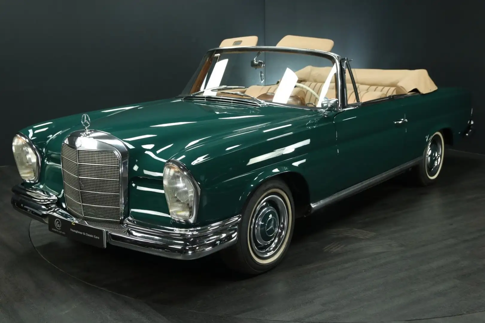Mercedes-Benz 250 SE Cabrio Grün - 1