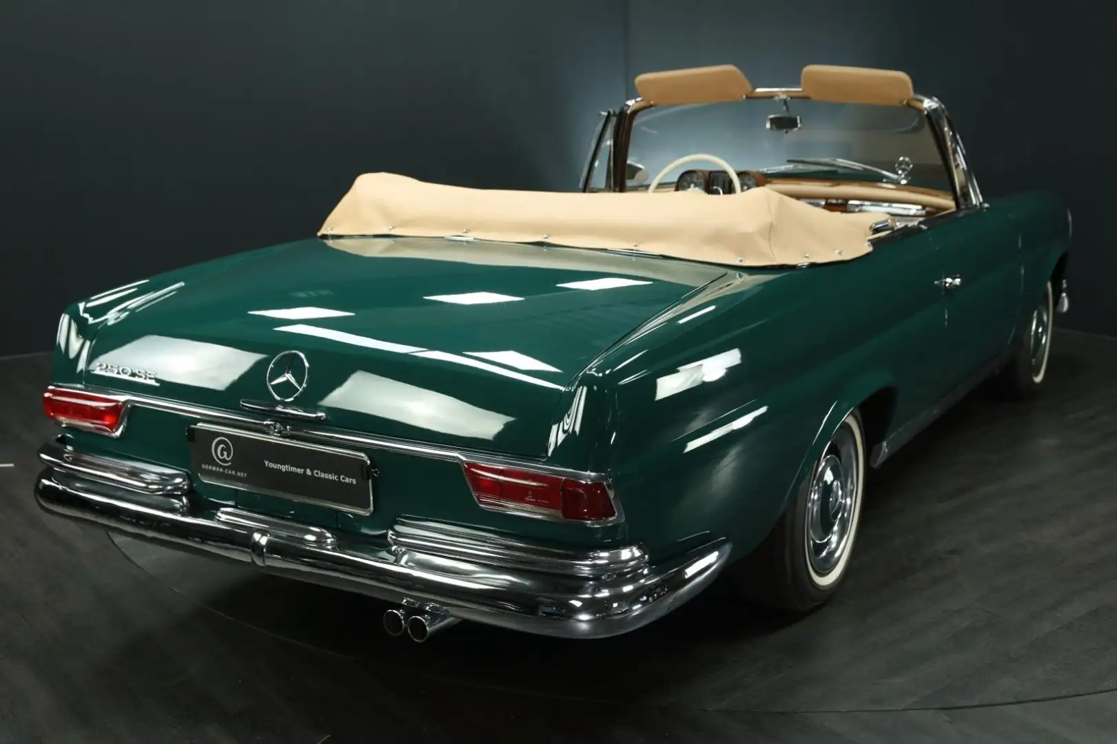 Mercedes-Benz 250 SE Cabrio Grün - 2