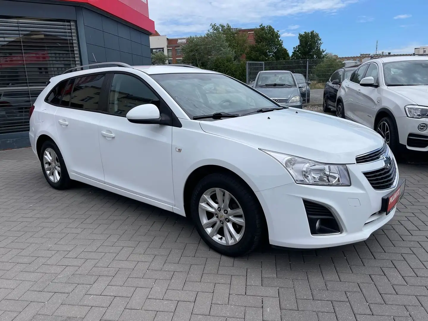 Chevrolet Cruze LT/Tüv+Service NEU/Tempomat/PDC Weiß - 1