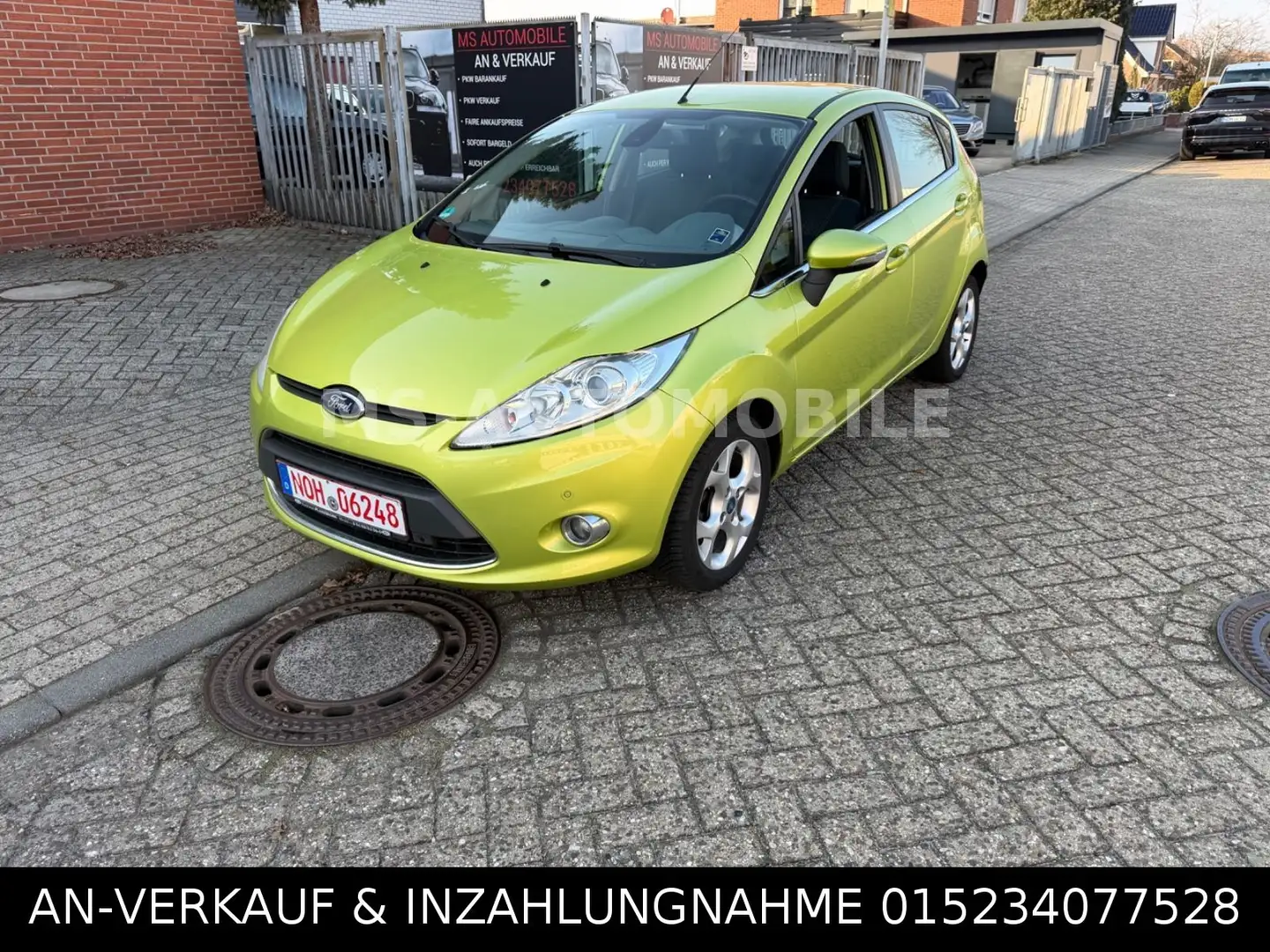 Ford Fiesta 1,4 TDCI * FIESTA * TITANIUM * EURO 5 * Grün - 1