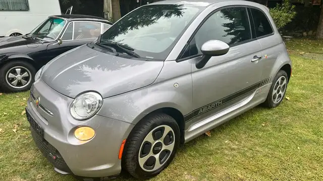 Abarth 500 e California Klima+Navi+Ganzjahr+SH+FS