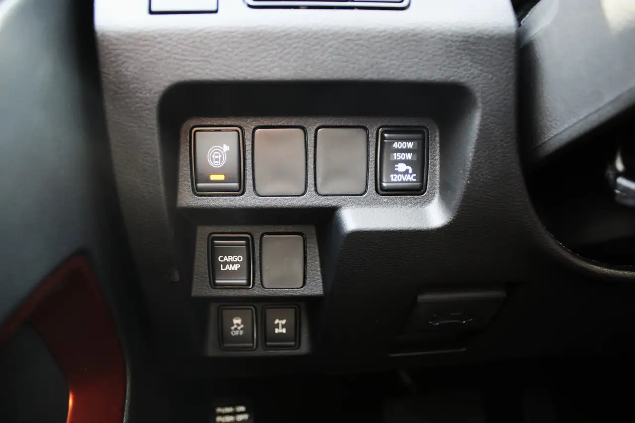Nissan Frontier снимка Nissan Frontier