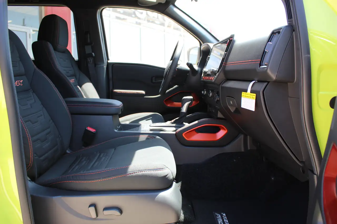 Nissan Frontier снимка Nissan Frontier
