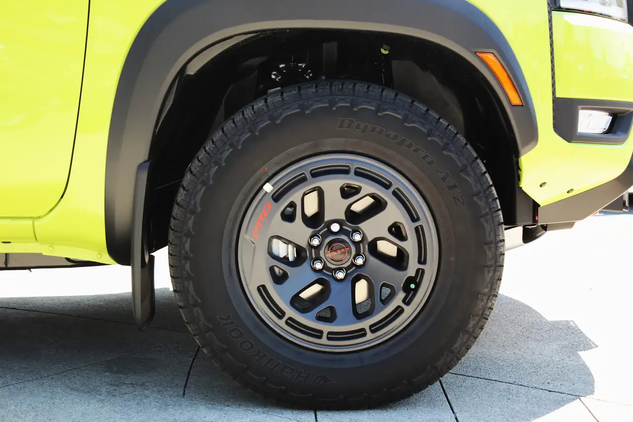 Nissan Frontier снимка Nissan Frontier