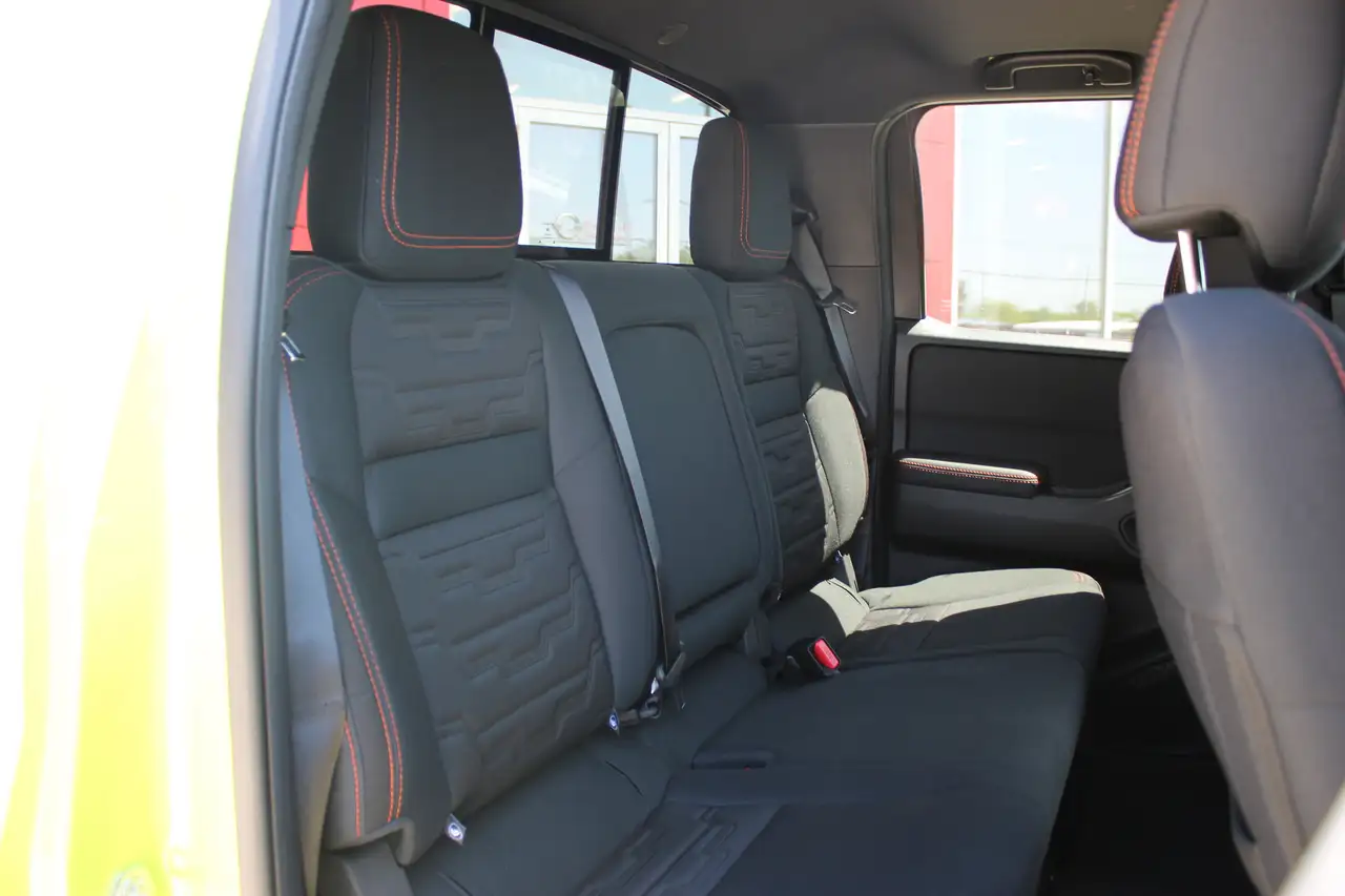 Nissan Frontier снимка Nissan Frontier