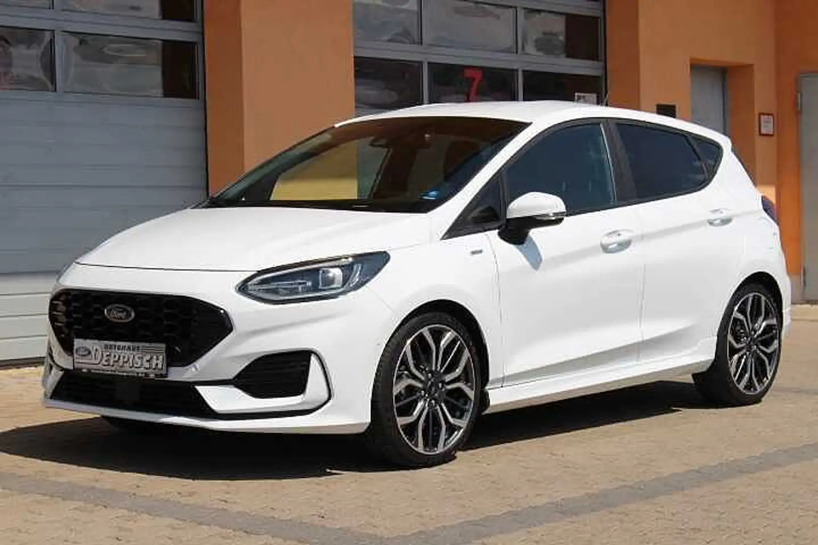 Ford Fiesta ST-LINE Vignale 155 PS NAVI. AHK Weiß - 1