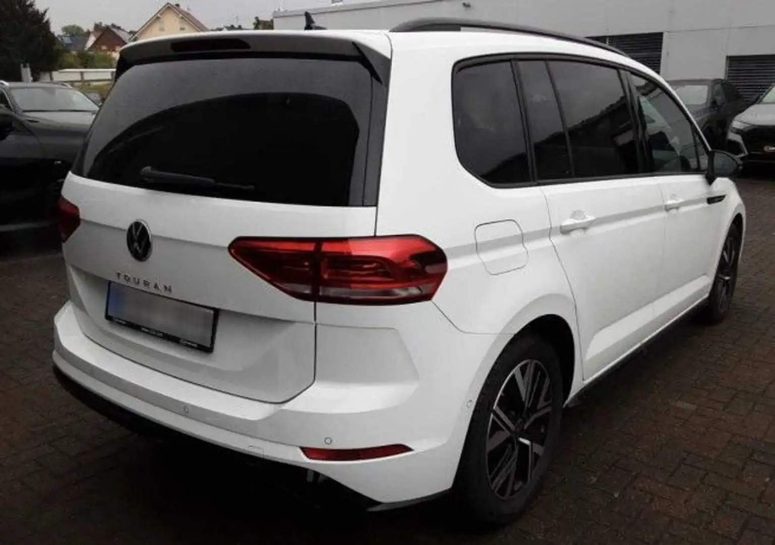 Volkswagen Touran 1.5 TSI DSG Highline R-Line DCC Standhzg Weiß - 2