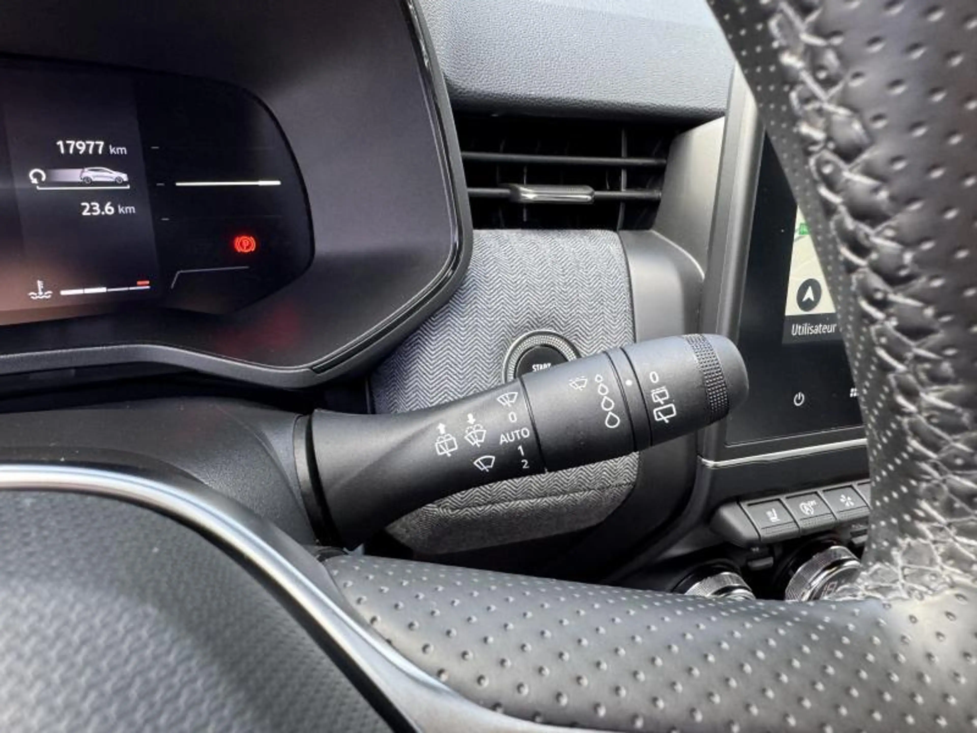 Renault Clio Techno — photo 10
