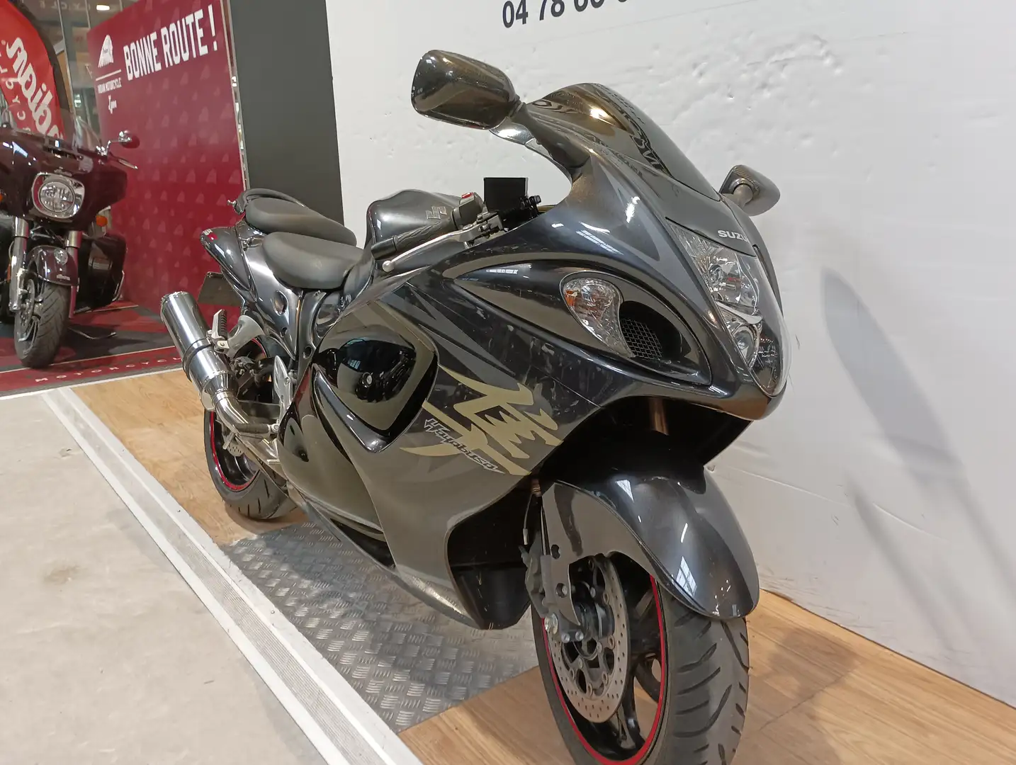 Suzuki Hayabusa Gris - 2