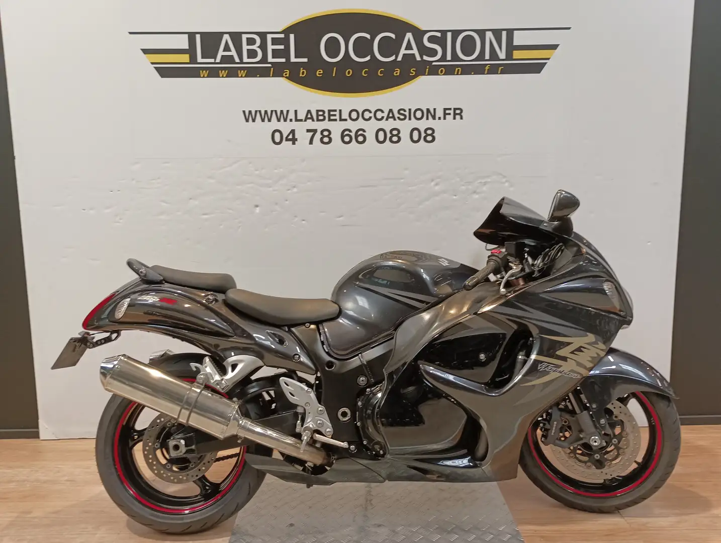 Suzuki Hayabusa Gris - 1
