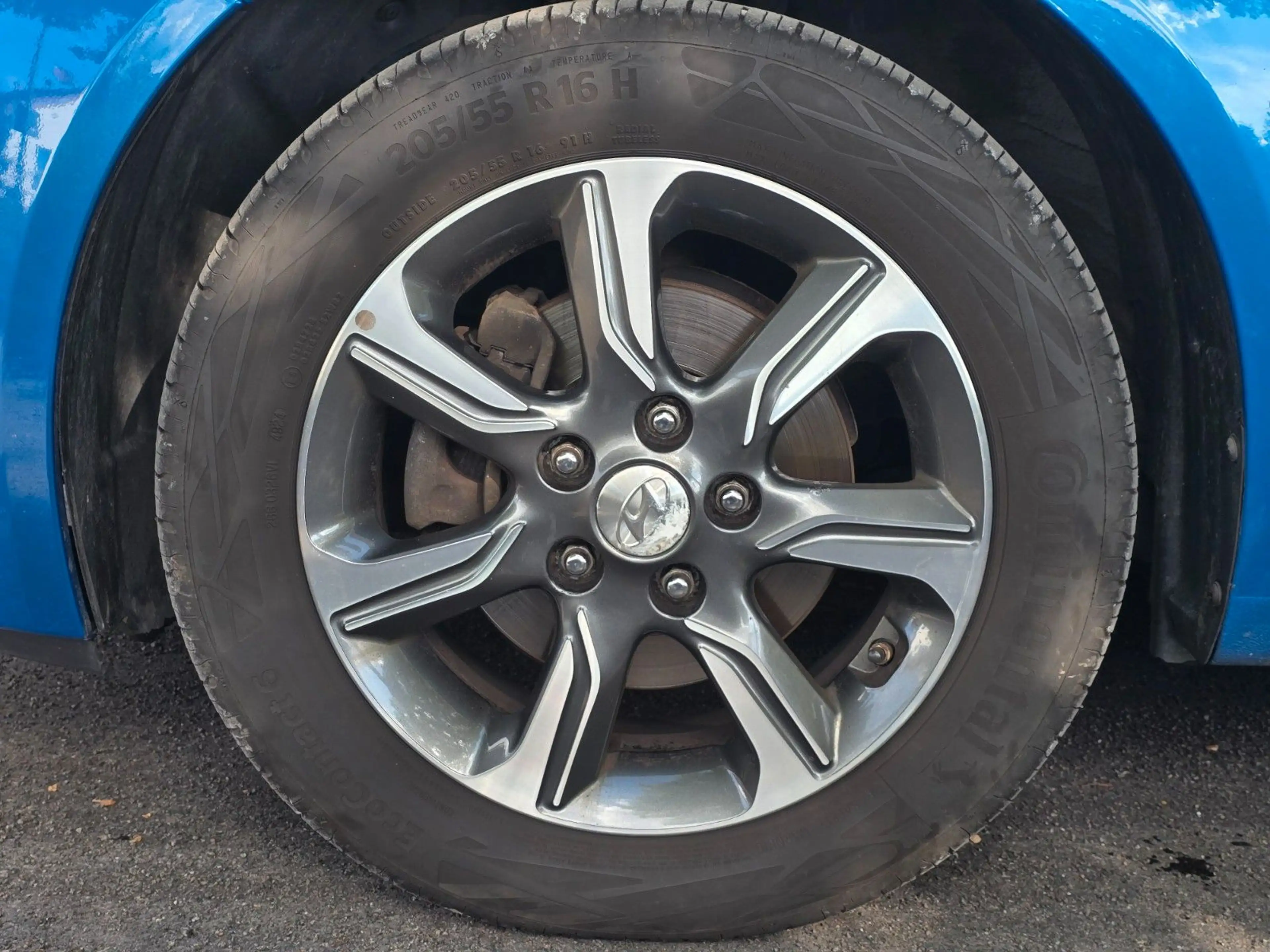 Hyundai iX20 blue Passion*SHZ*LHZ*PDC*Scheckheftgepflegt — photo 8