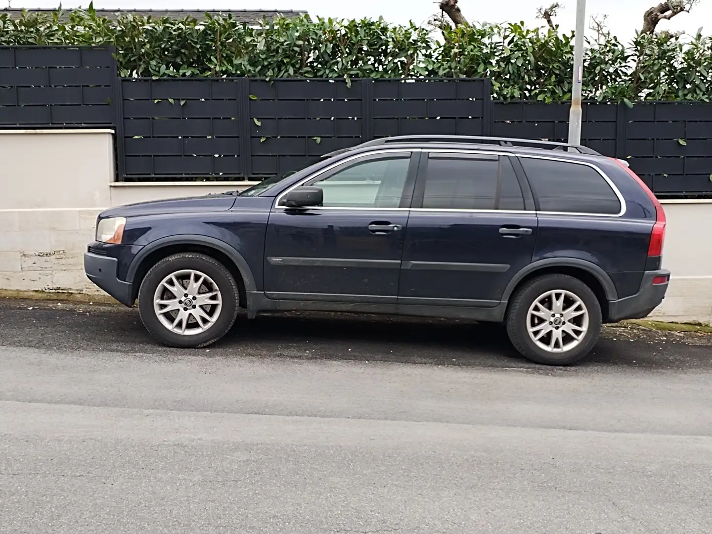 Volvo XC90 2.4 d5 Executive 185cv auto - 1