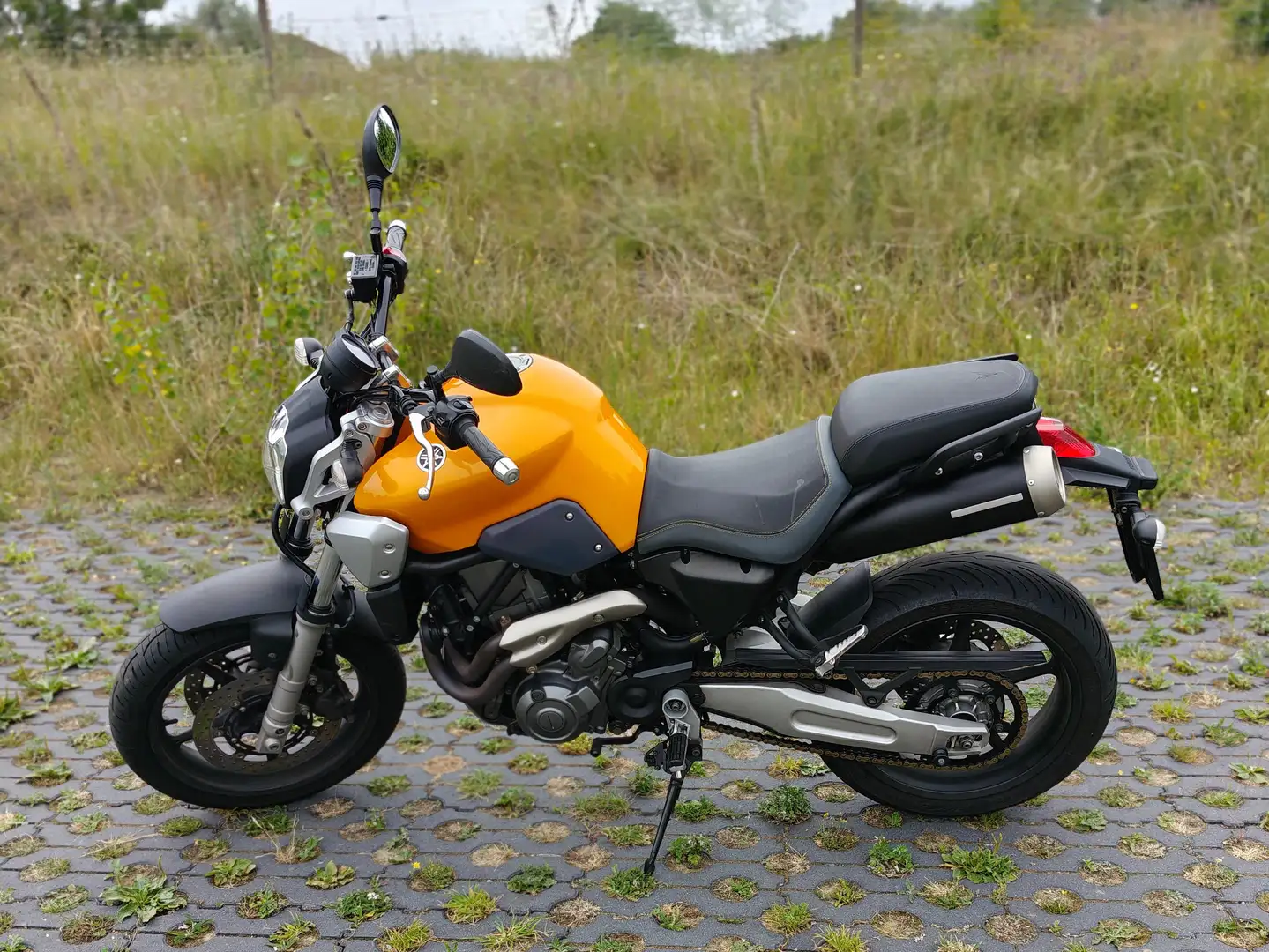 Yamaha MT-03 Oranje - 2