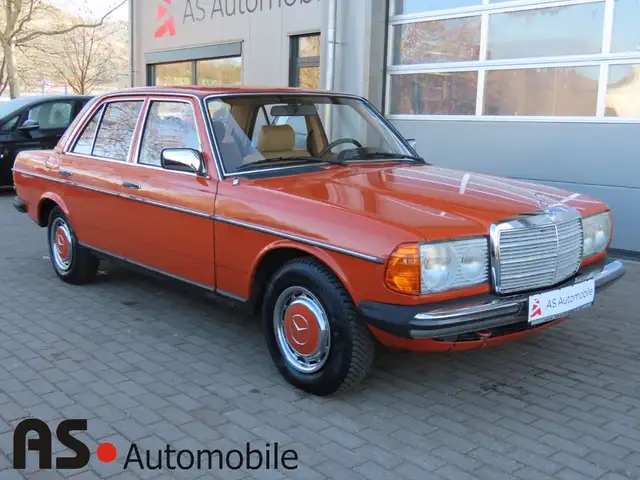 Mercedes-Benz 240 D gepflegt*1979-2021 Erstbesitz*H-Kennzeich.