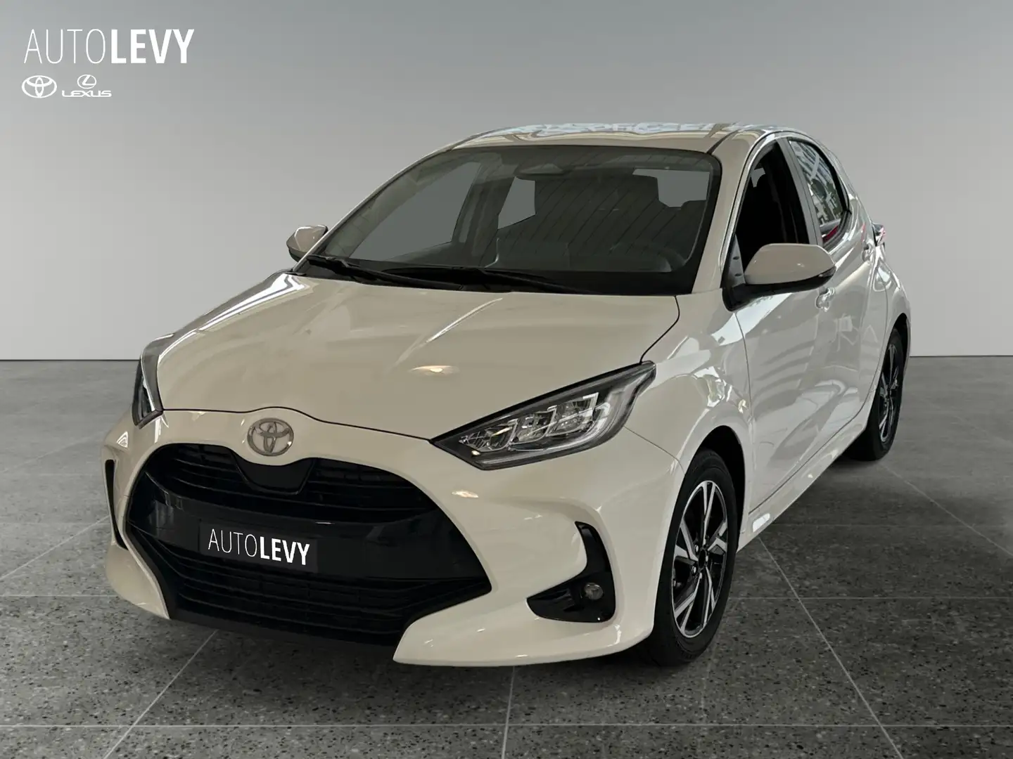 Toyota Yaris 1.5 Teamplayer FLA SpurH LM LED KeyLess Weiß - 2