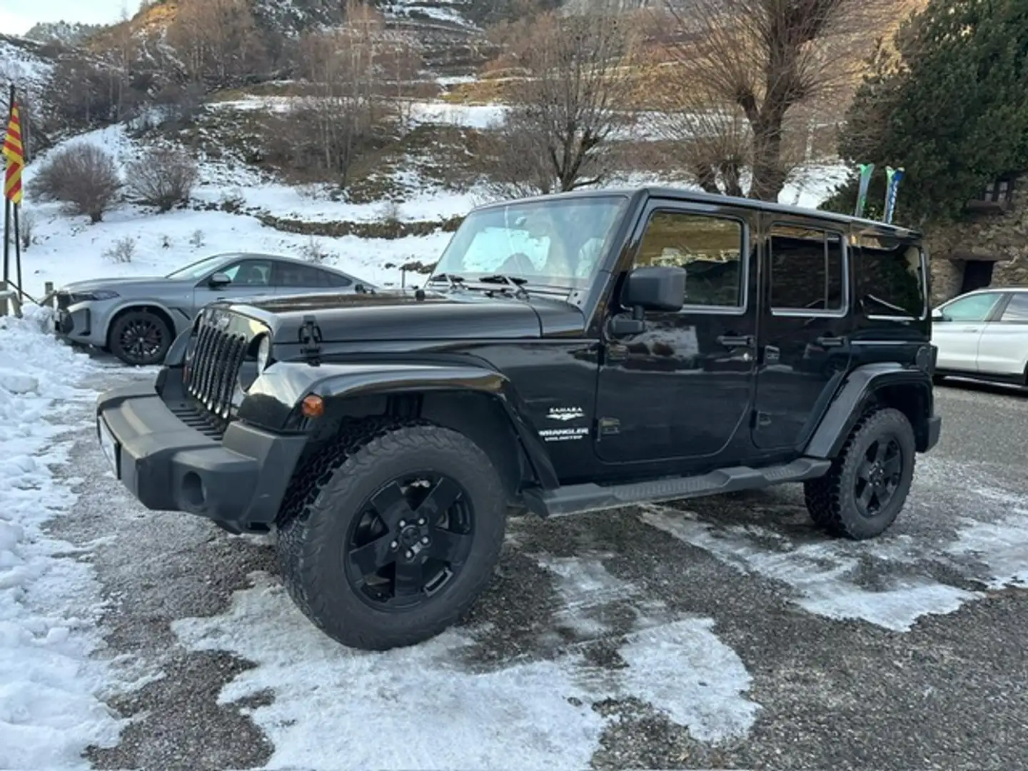 Jeep Wrangler Unlimited 2.8CRD Sahara Aut. Negro - 2