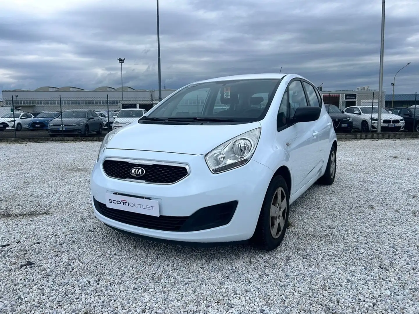 Kia Venga 1.4 Cool eco-dynamics Gpl Bianco - 1