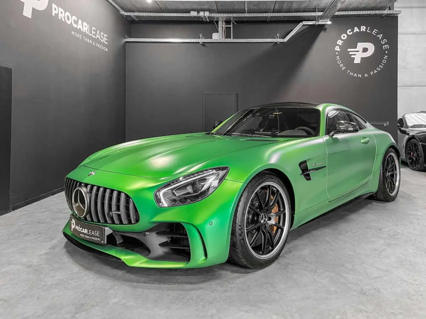 Mercedes-Benz AMG GT R KERAMIK / 1st OWNER Groen - 1