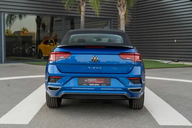 Volkswagen T-Roc view 10