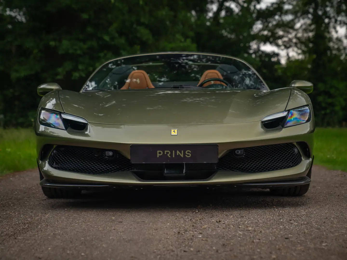 Ferrari 296 GTS 3.0 V6 | Verde Masoni | Atelier | New Car | Fu Verde - 2