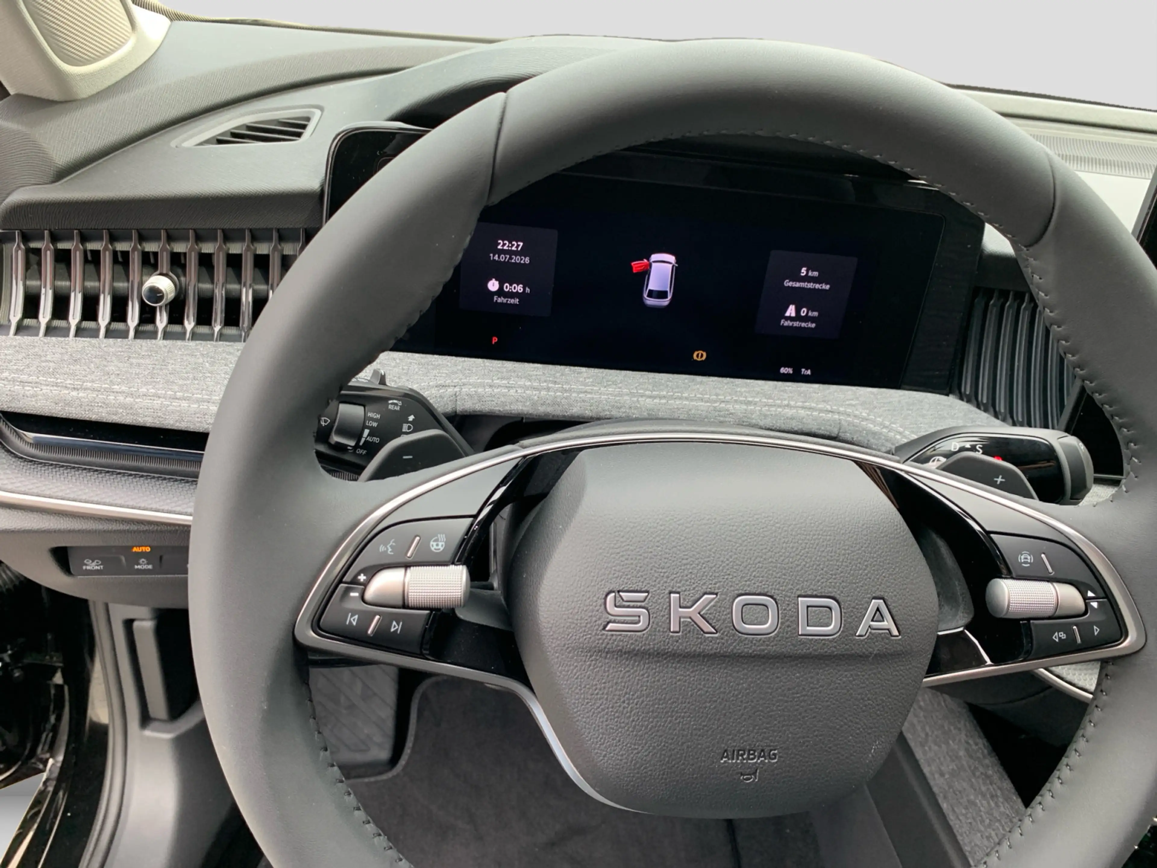 Skoda Superb Combi Selection 1,5 TSI IV 204PS Matrix — photo 9