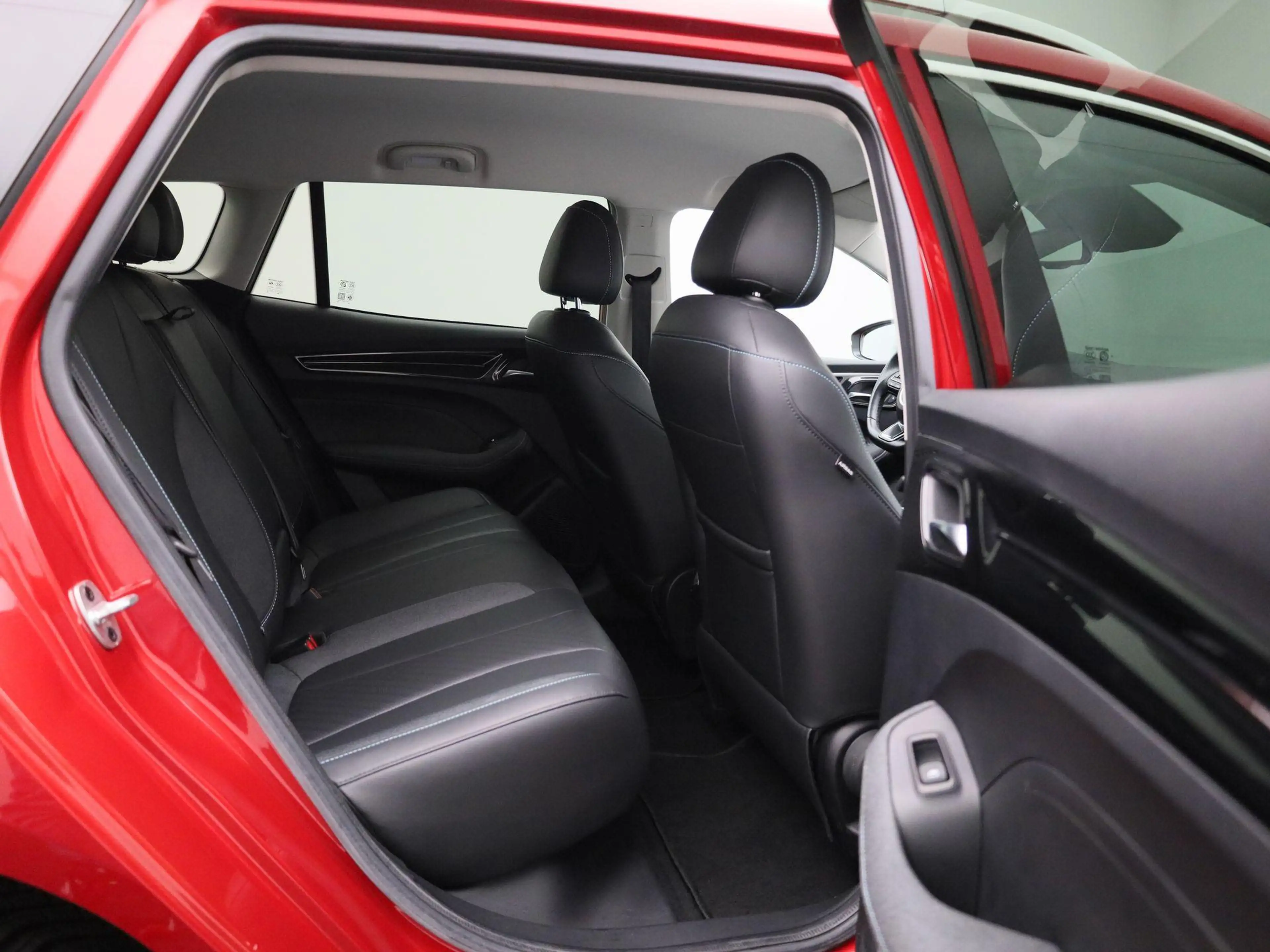 MG MG5 Long Range Luxury 61 kWh | Leder | Navi | 360 Came — photo 8