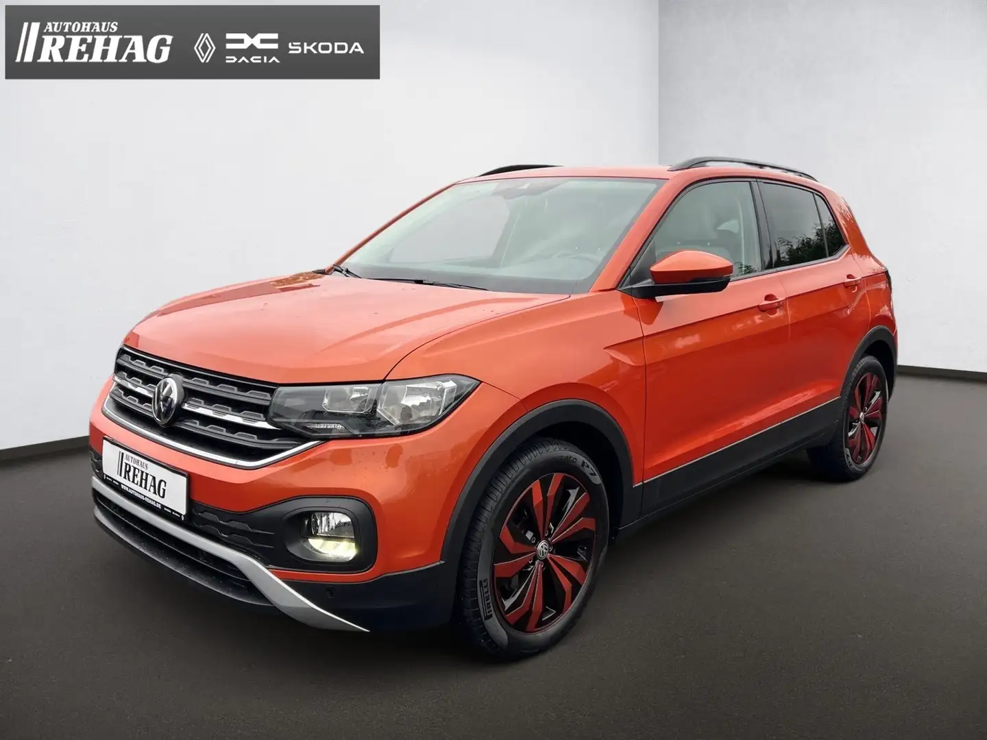 Volkswagen T-Cross 1,0 TSI 85KW LIFE *PDC*ACC*BSA* Orange - 2