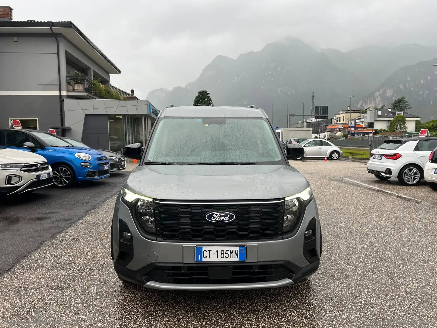 Ford Tourneo Courier 1.0 EcoBoost Pow. Active Gris - 2