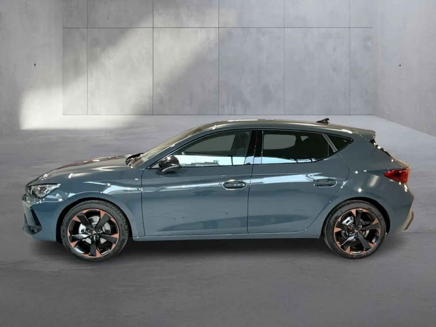 CUPRA Leon 1.5 TSI ACT Blau - 2