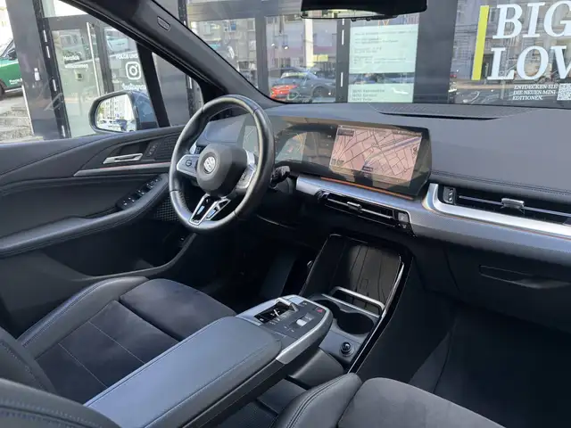 BMW M view 5