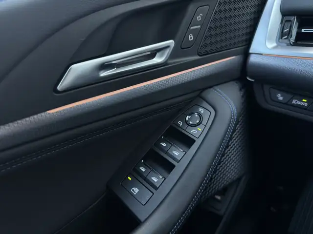 BMW 2 Series view 15