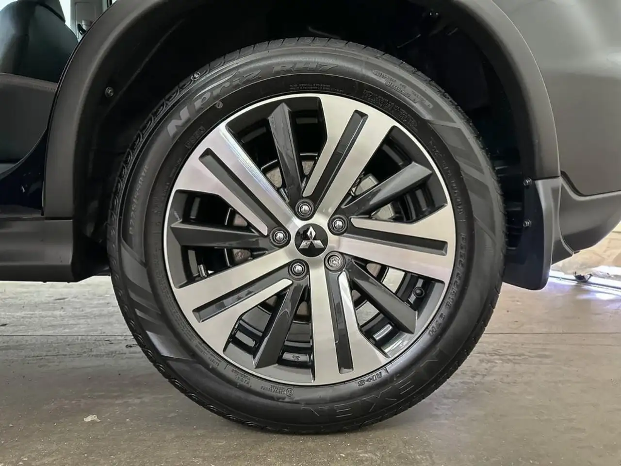 Mitsubishi RVR снимка Mitsubishi RVR