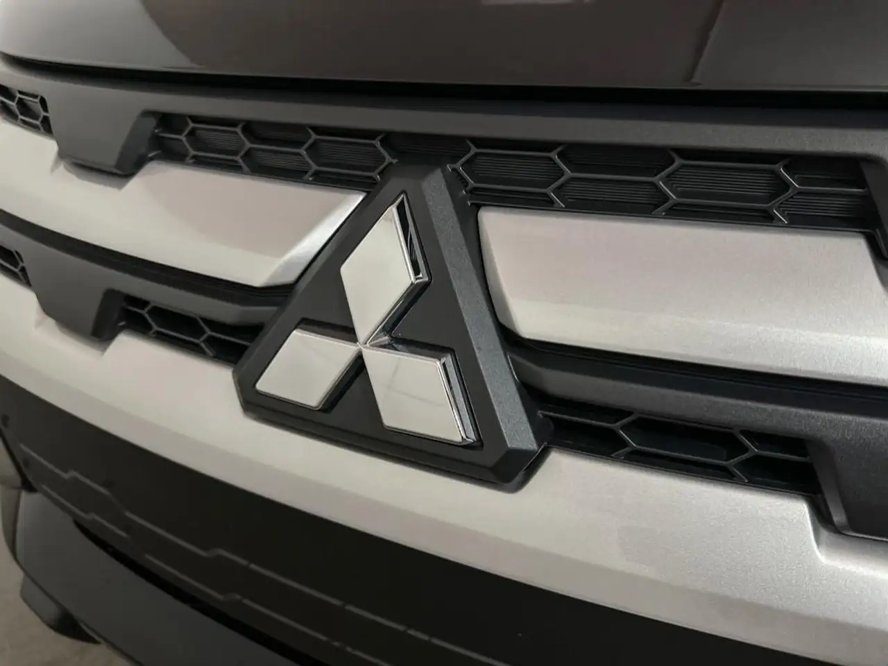 Mitsubishi RVR снимка Mitsubishi RVR