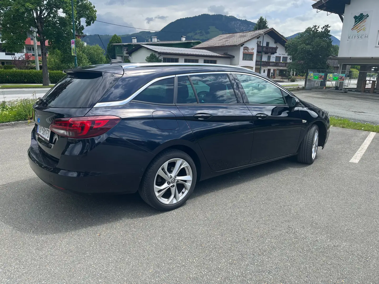 Opel Astra Astra ST 1,4 Turbo Direct Inj. Innovation St./St. Innovation Blau - 2