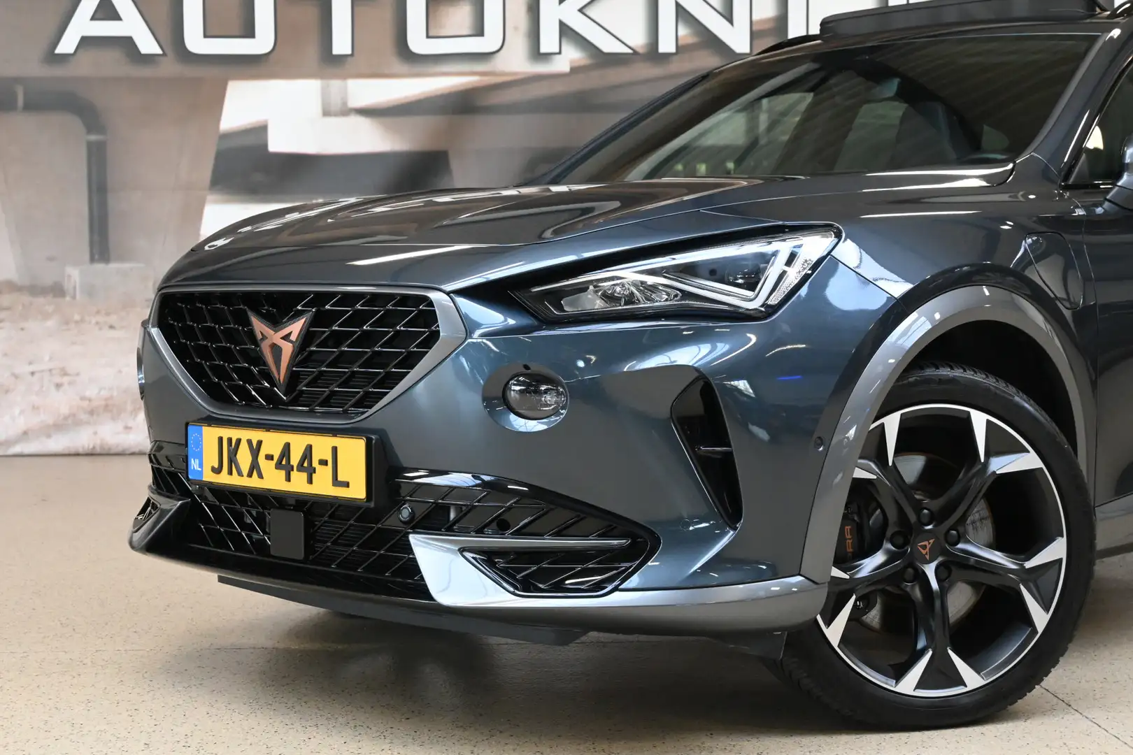 CUPRA Formentor 1.4 e-Hybrid 245pk VZ Performance | Panoramadak | Grau - 2