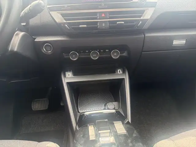 Citroen C4 view 14
