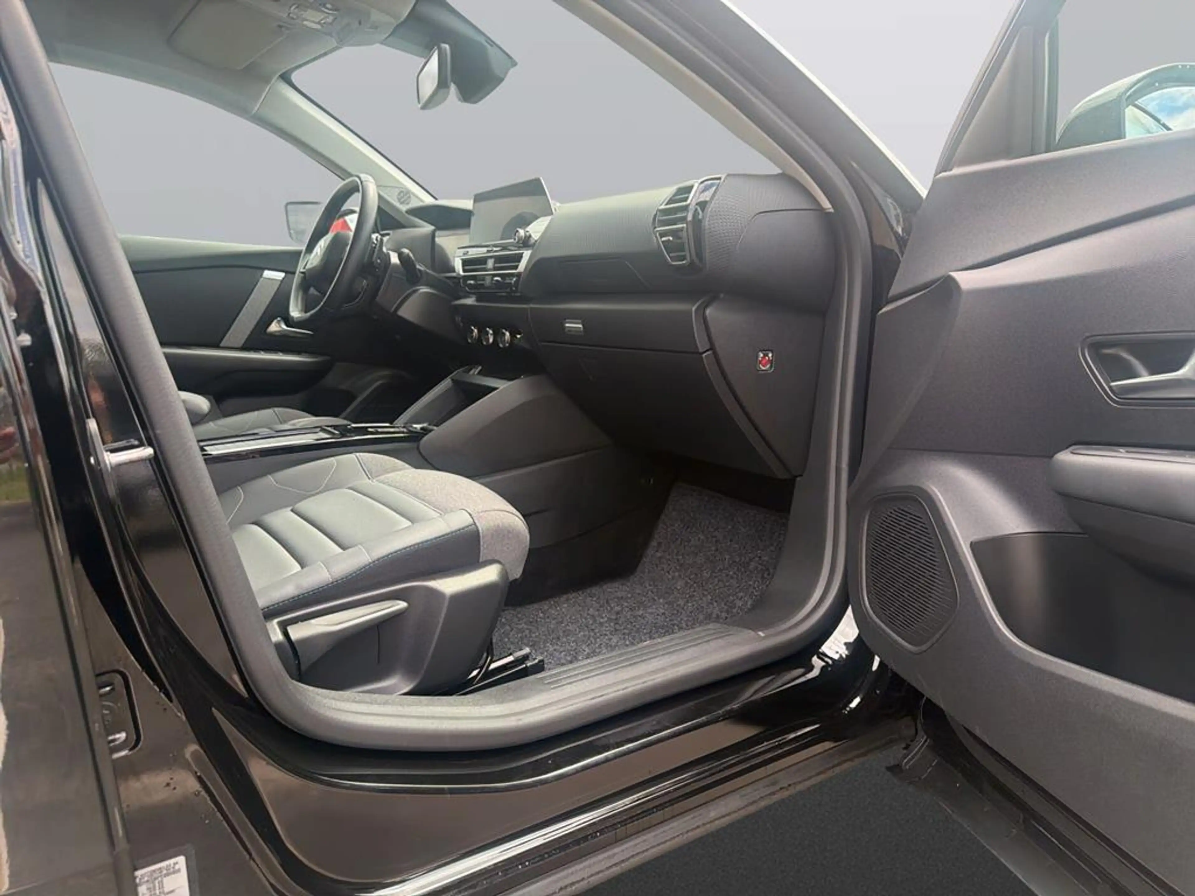 Citroen C4 X Max — photo 13