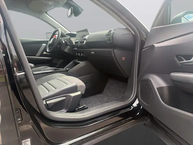 Citroen C4 view 13