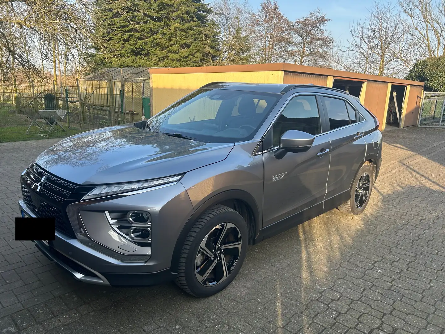 Mitsubishi Eclipse Cross Eclipse Cross Plug-In Hybrid 4WD Intro Edition - 2