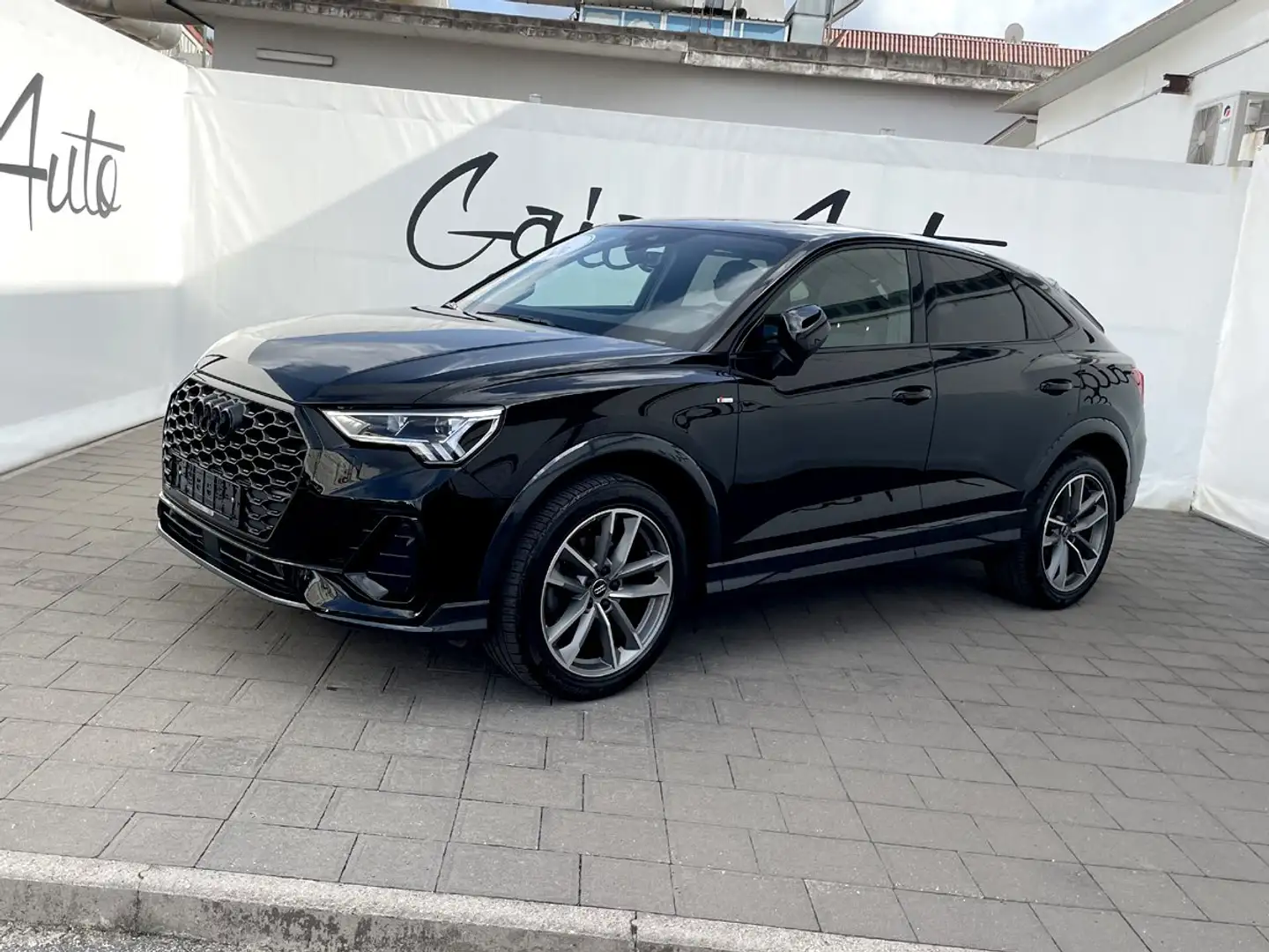 Audi Q3 SPB 35TDI 2X Sline + BLACK LINE LED Nero - 2