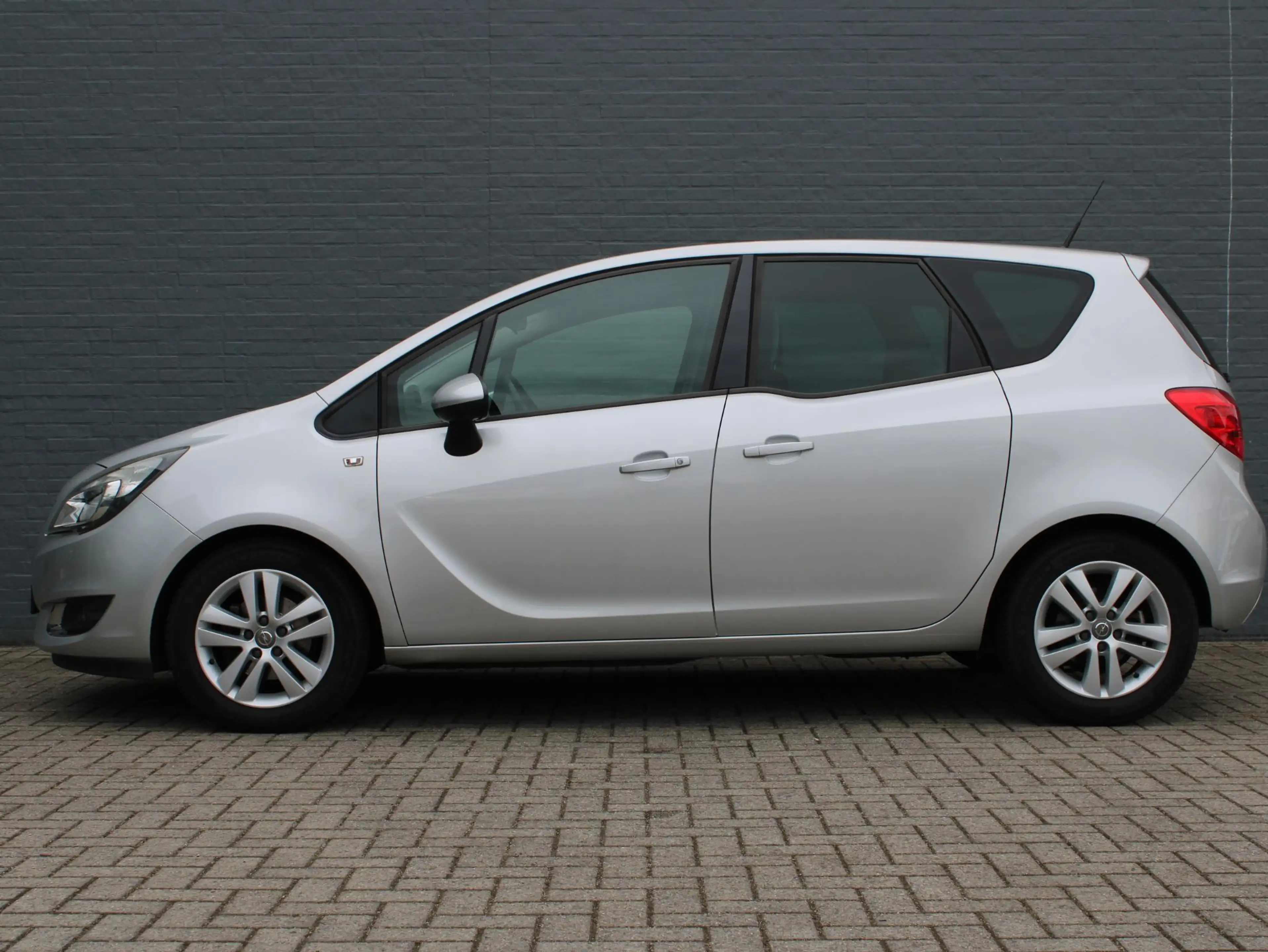 Opel Meriva 1.4 Turbo Design Edition | All Season Banden | Dea — photo 9