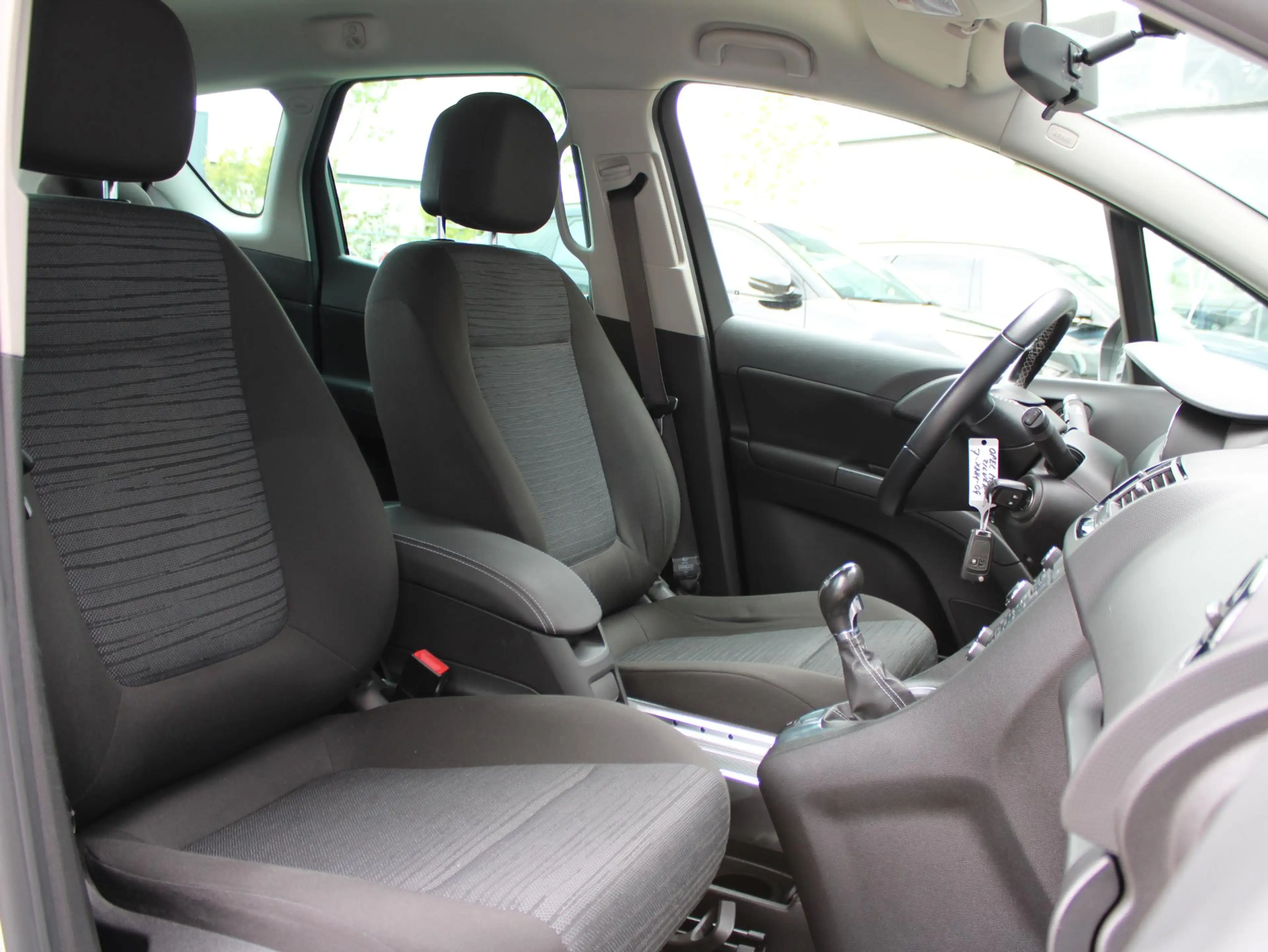 Opel Meriva 1.4 Turbo Design Edition | All Season Banden | Dea — photo 12