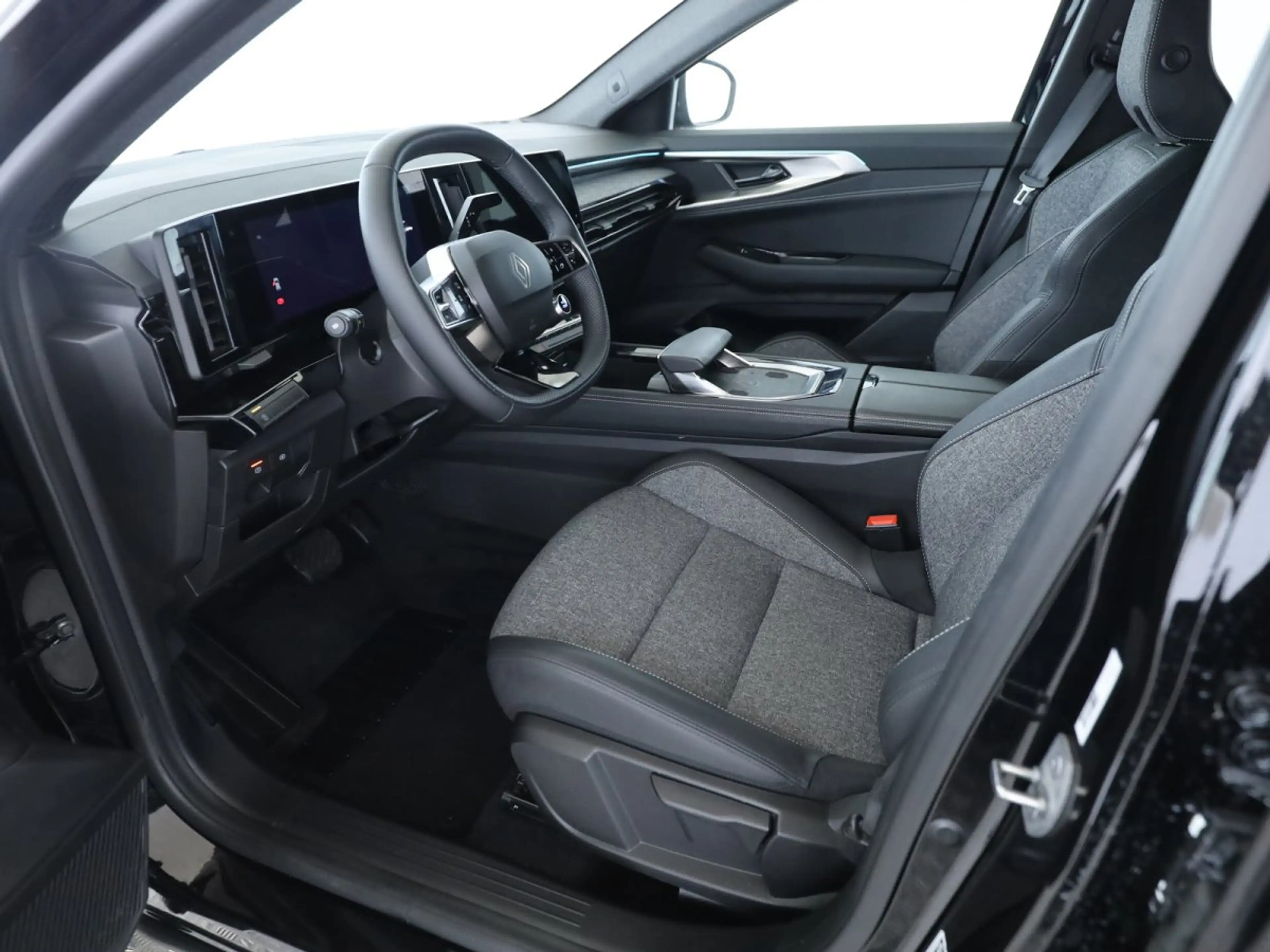 Renault Austral 1.3 TCe 160 Mild-Hybrid Techno — photo 11